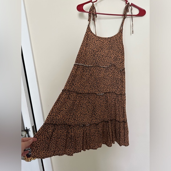 Flowy Leopard Dress - Size Large - Picture 3 of 5